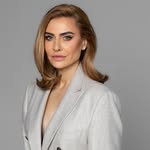 Adina Buzatu