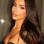 Lina - french in Dubai
