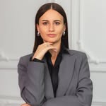 MIHAELA ZEINALOV | GITER & MOBILĂ LA COMANDĂ