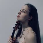 Polina🎻