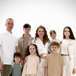 𝐈𝐑𝐈𝐍𝐀_𝐌𝐀𝐑𝐓_𝐌𝐀𝐌𝐀^𝟴