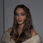 ANASTASIA ESLINGER | BLOGGER | SMM