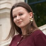 ana-maria | smm | content strategist