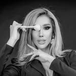 Daniela Țăranu• Trainer Makeup Artist• Brow Master