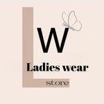 ЖЕНСКАЯ ОДЕЖДА И ОБУВЬ • МОЛДОВА