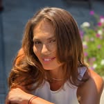 Mădălina-Ionela Cîşlariu | Lina Li