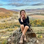 👩 Lavi Albu