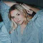 revelle ¨̮ | songwriter, artist, poetry