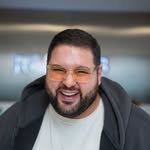 Leon | xskincare 🐝