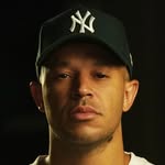 L E A N D R O  S O A R E S