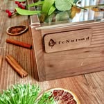 Cadouri originale din nuci și fructe uscate