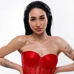 Viktoria Dronik /LASHES MANICURE PRAGUE