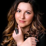 Anna-Maria Devī | Hipnoterapeut specializat în relații divine 🪞