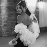 𝖫𝖺𝗎𝗋𝖺 𝖠𝗅𝖾𝗑𝖺𝗇𝖽𝗋𝖺