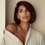 Ana Karina Capozzoli / Women Health Coach