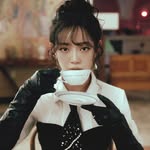 김세정 (KIM SEJEONG)