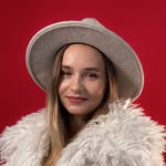 Elena Skurat • Startup Founder • Lifestyle • USA