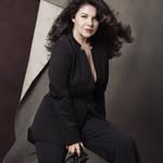 Raluca Alina Florescu | Portrait & Personal Brand Photographer