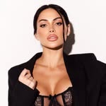 OKSANA OVSEENKO • lifestyle & beauty