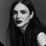 Isabelle Drummond Fã