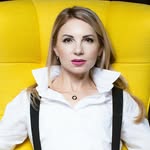 🄸🅁🄸🄽🄰 🄻🄴🅅🄲🄷🄴🄽🄺🄾