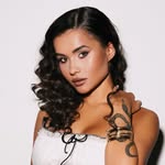 𝓠𝓾𝓮𝓮𝓷  🫦