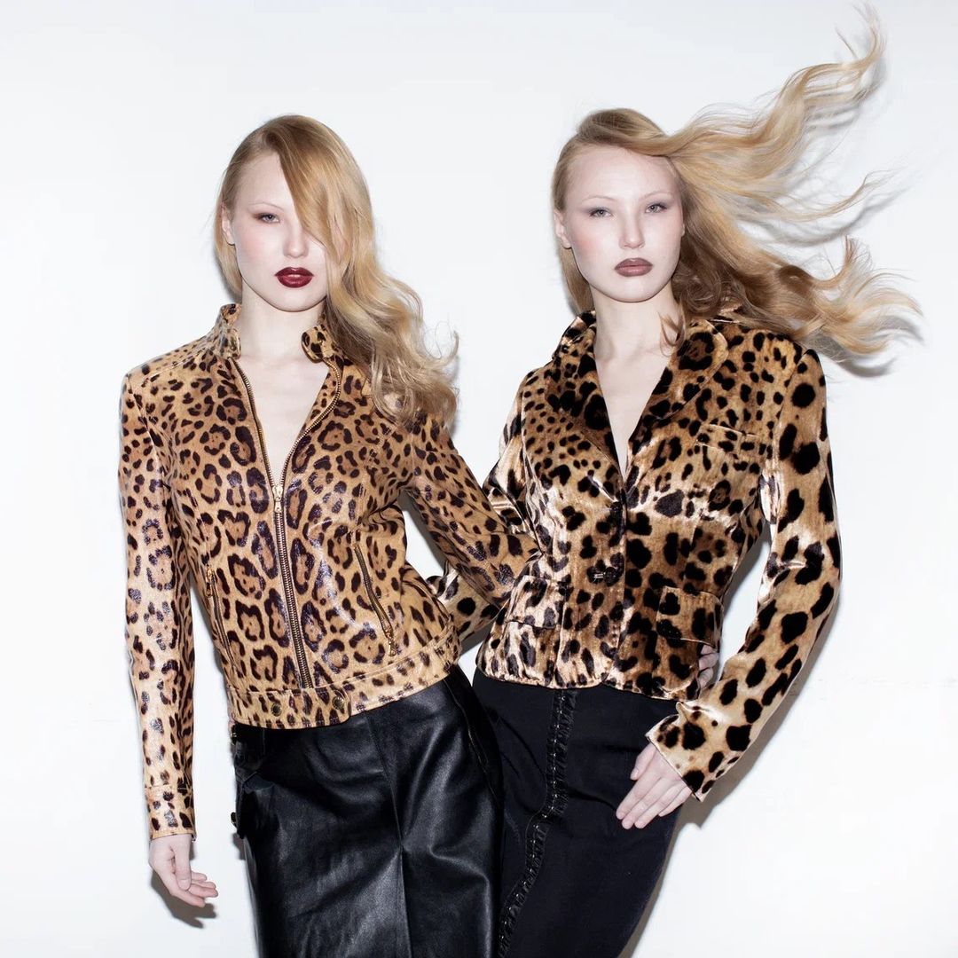 Evelina & Lola